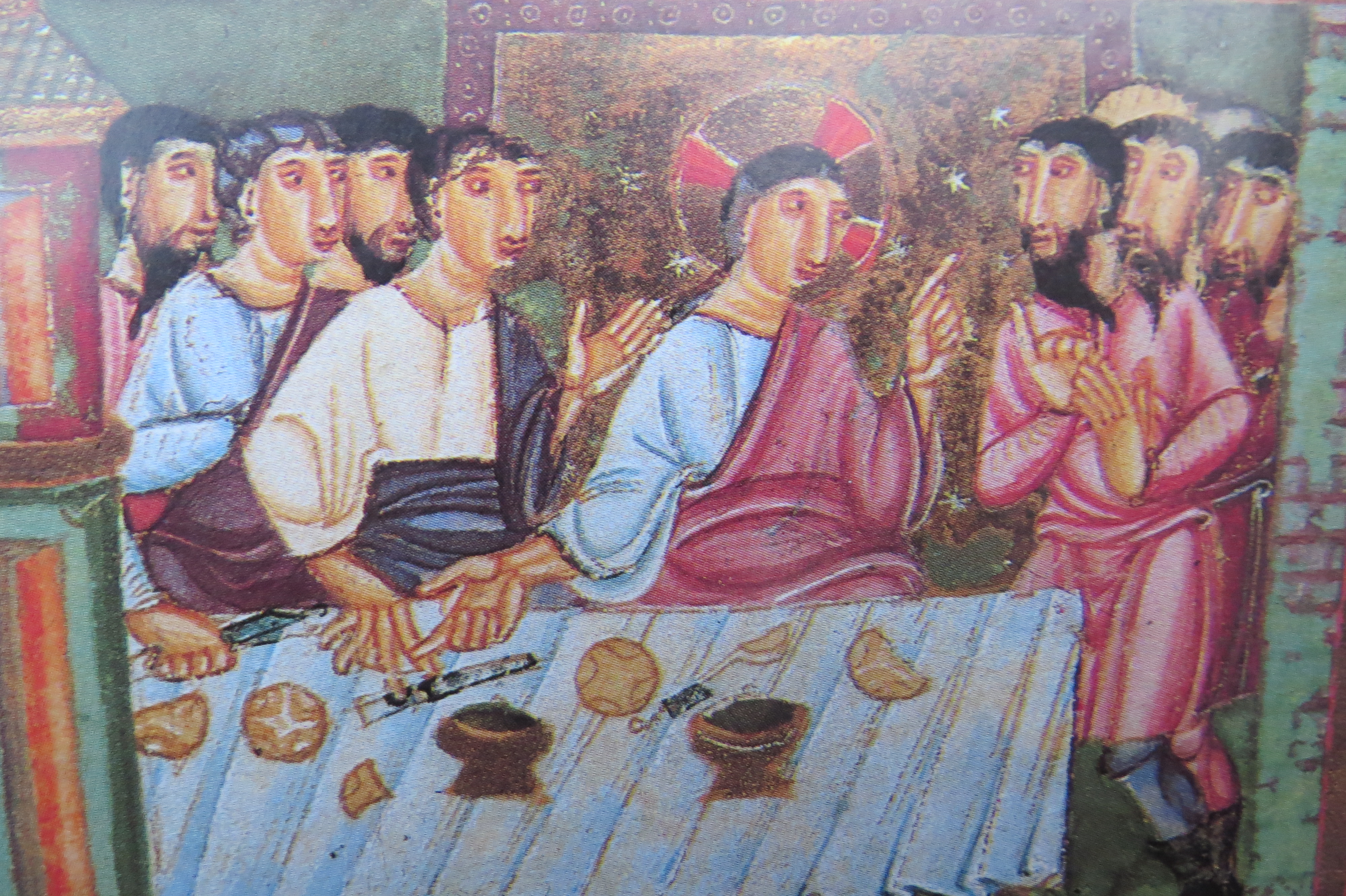 un bon exemple des marques sur les pains au Moyen-Age - Evangile selon St Mathieu à Echternach vers 1030